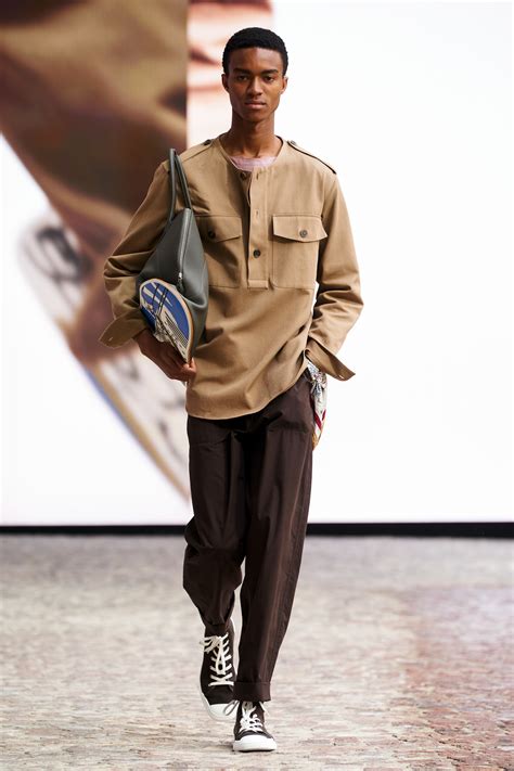 Hermès Spring 2022 Takes Men Where They Want to 